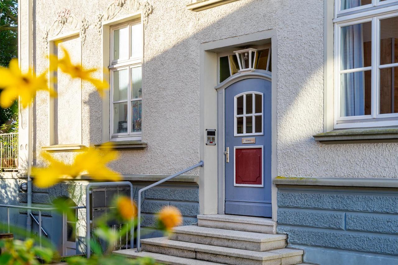 Apartment Villa Anna - Wohnung Mit Stellplatz Emden Eksteriør billede